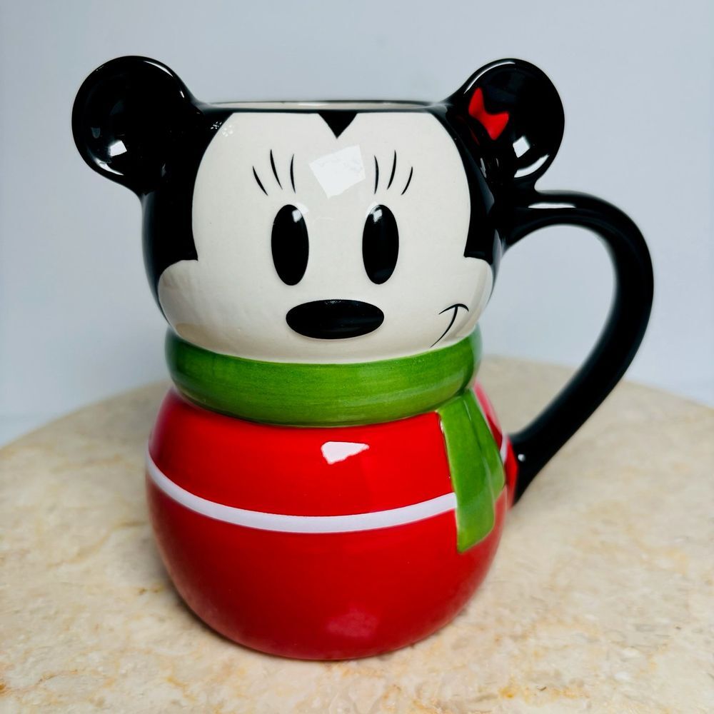 Disney Store Rare Minnie Mouse Collectible Mug‎ Scarf Walt Disney Collectible
